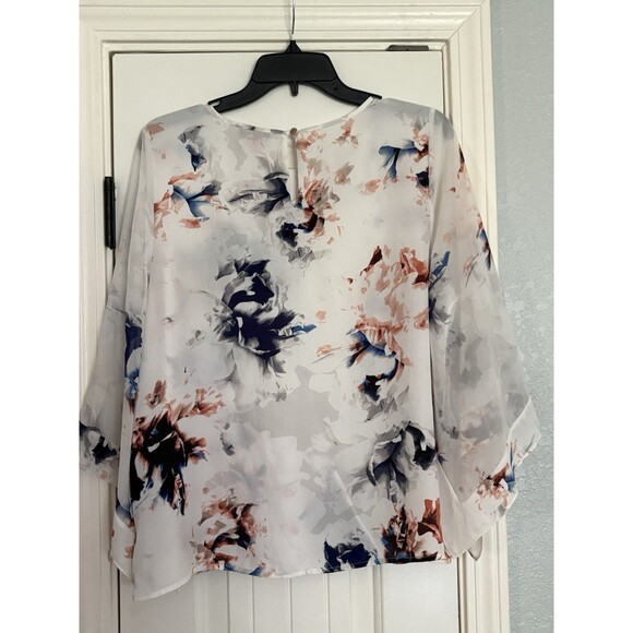 Vince Camuto Blouse White Floral Large Cross Over Front Long Sleeve Romantic - Picture 5 of 6